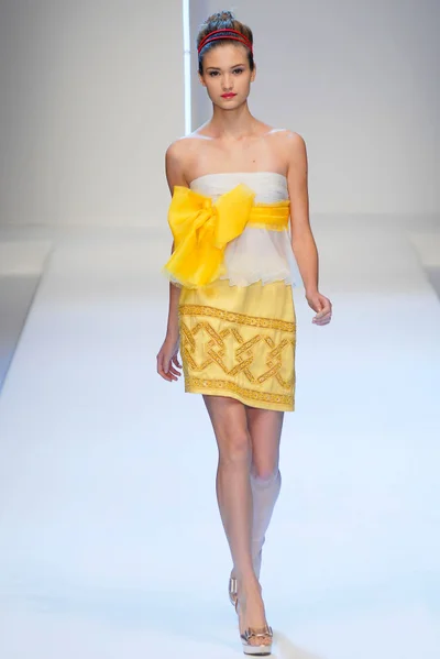 Look 7